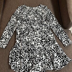 Leith Black and White Sheath Dress Long Sleeve Crew Neck